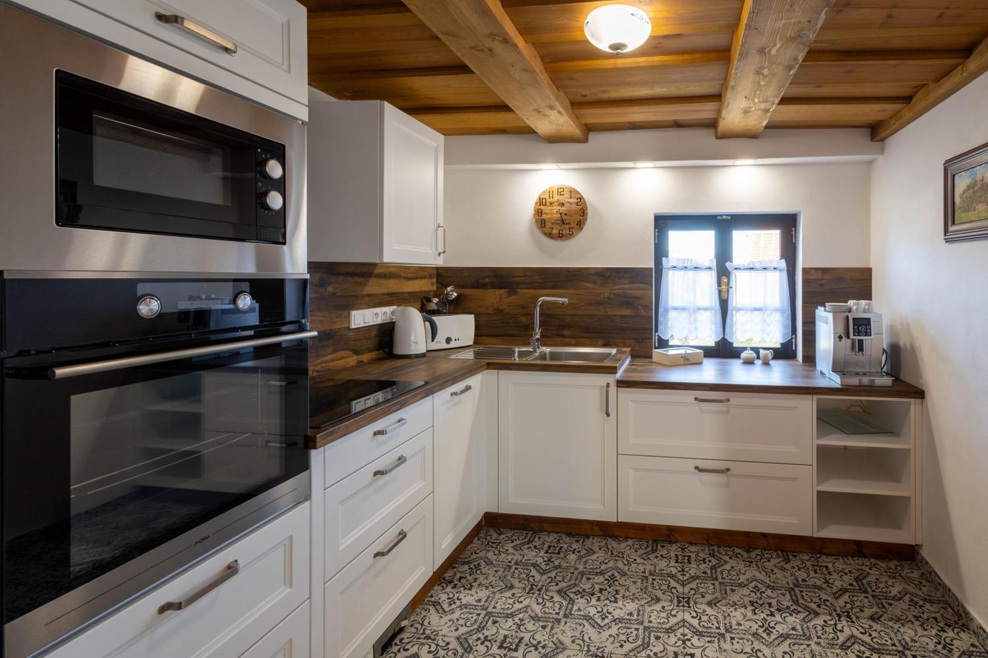 Luxusni Apartman S Krbem - Kunraticke Svycarsko Kunratice  Zewnętrze zdjęcie